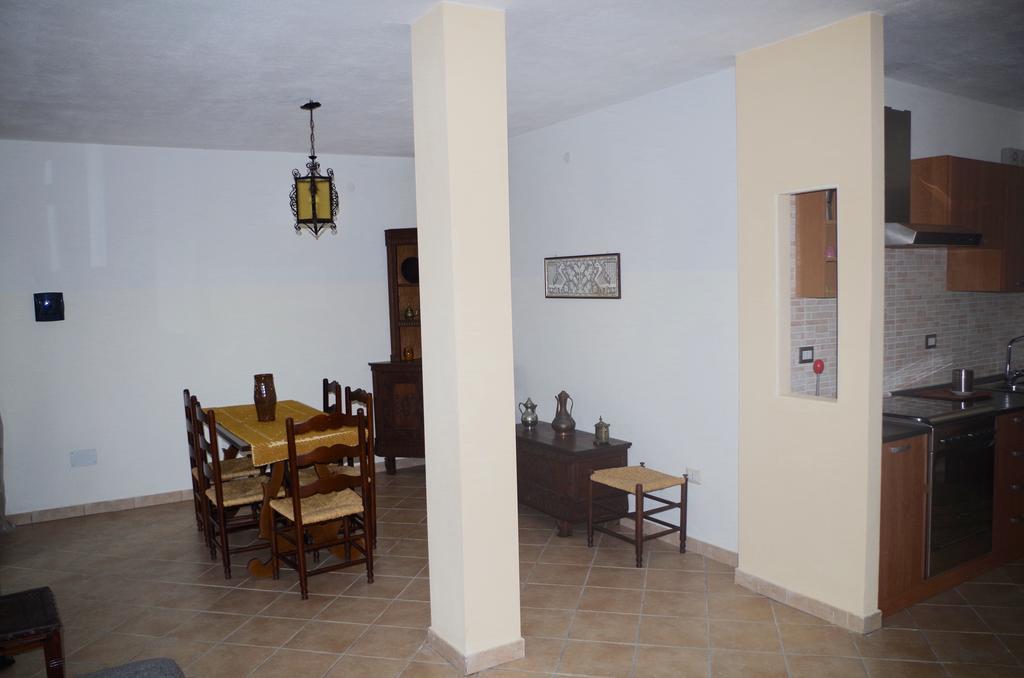 Villa Bonu ตอเรเดลเลสเตลเล ห้อง รูปภาพ