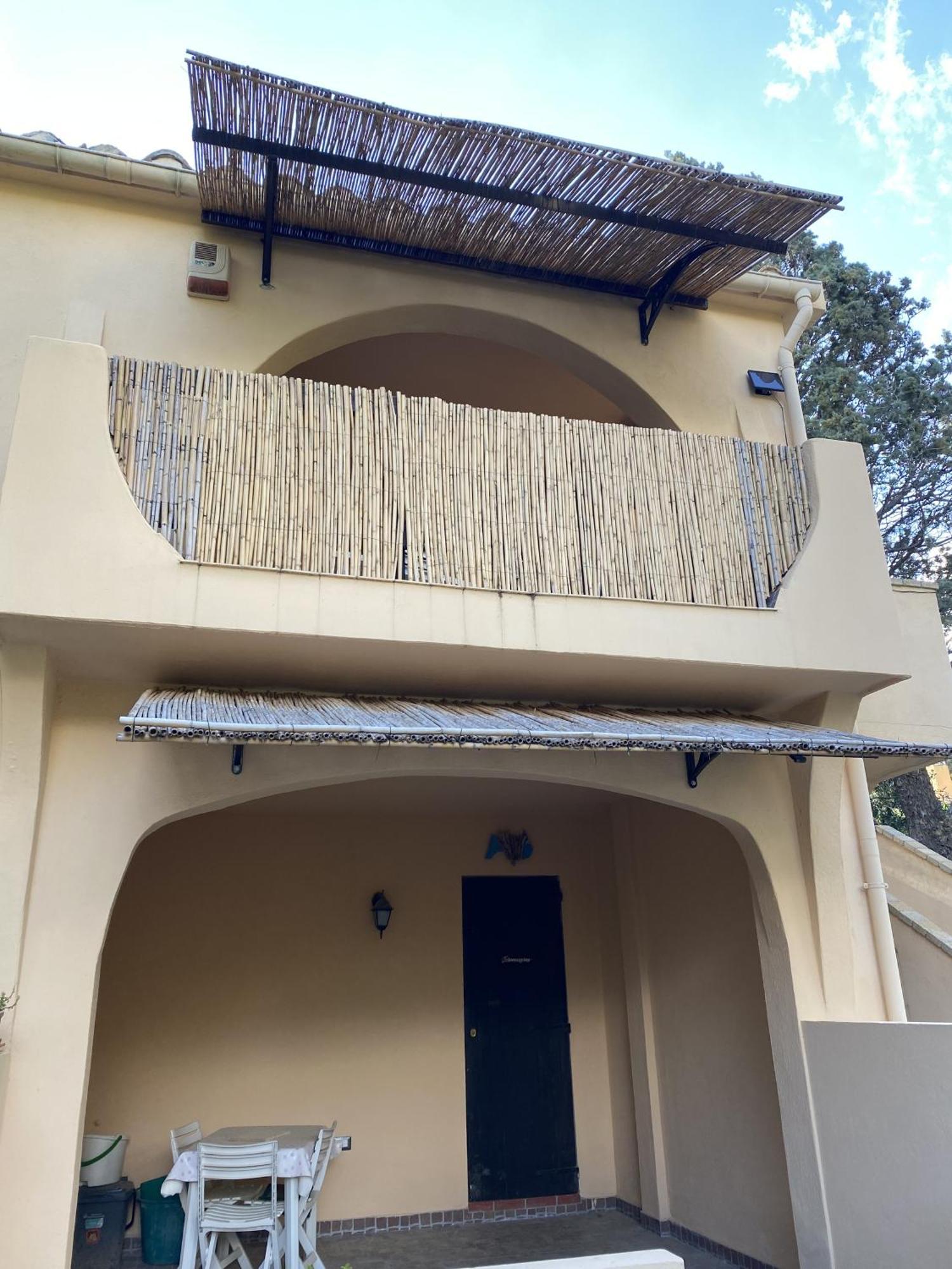 Villa Bonu ตอเรเดลเลสเตลเล ภายนอก รูปภาพ