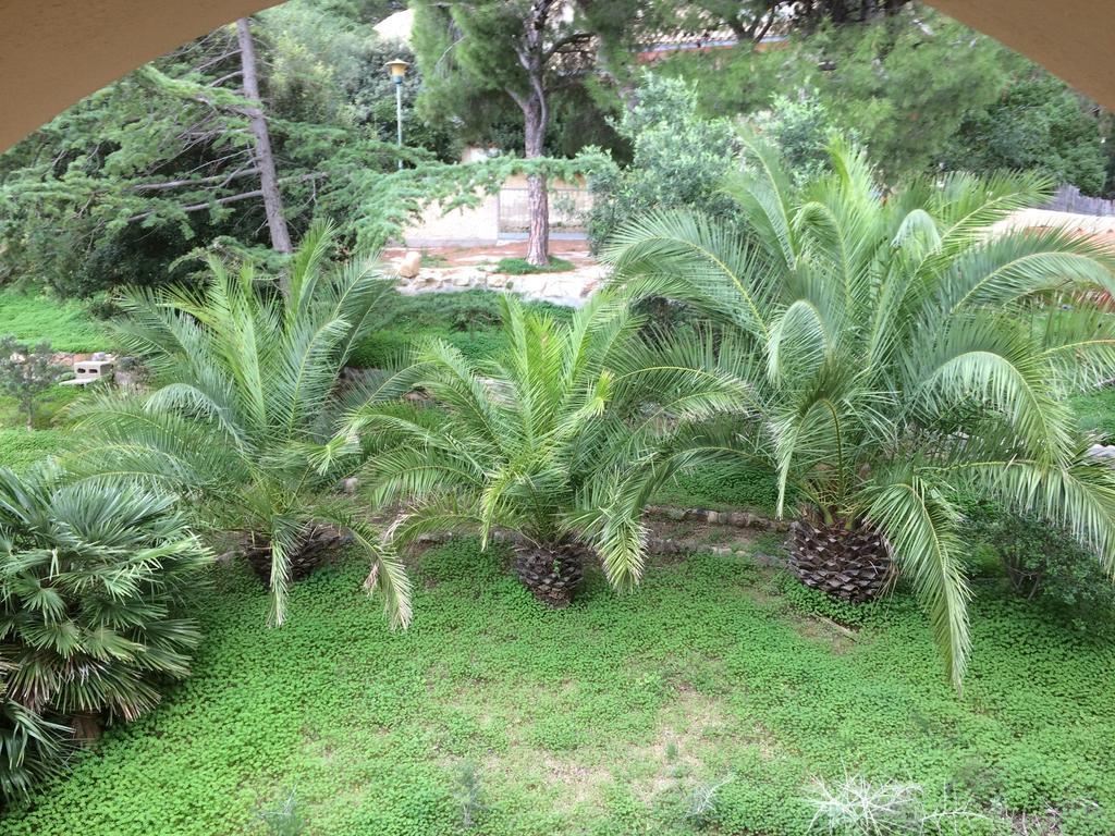 Villa Bonu ตอเรเดลเลสเตลเล ภายนอก รูปภาพ